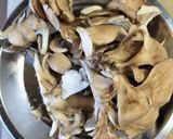 3種のキノコのチキンクリームシチュー🍄作り方2写真