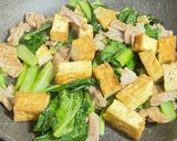厚揚げと小松菜の豚バラごま味噌炒め作り方7写真