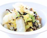 レンチンで手軽に【白菜の塩昆布ナムル】作り方4写真