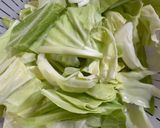 豚肉とキャベツ・玉ねぎの香味カレー炒め作り方1写真