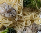 簡単★牡蠣とブロッコリーのめんつゆバターパスタ作り方5写真