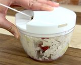 鶏ひき肉と塩昆布のライスペーパー巻き作り方2写真