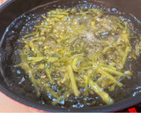 タケノコと山ふきと鶏もも肉の煮物作り方1写真