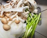 アスパラとしめじこく旨ビーフストロガノフ風作り方1写真