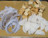 かえしと顆粒だしで☆ゲソ大根がんもの煮物作り方1写真