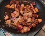 さつまいもと豚肉の甘辛炒め作り方8写真