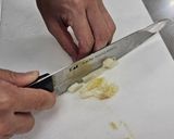 味付け簡単！春菊とベーコンの和風パスタ作り方4写真