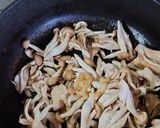 ヨウサマの減塩しめじ&舞茸炒め作り方1写真