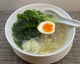 磯の香り！ワカメ塩ラーメン作り方6写真