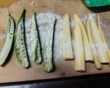 オクラとヤングコーンの鶏ひき肉挟み焼き作り方3写真