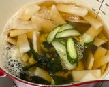 お手軽♪大根ときゅうりのわかめスープ作り方3写真