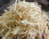 爆速！焼肉のタレでもやしそぼろ♪作り方2写真