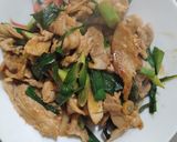 簡単　葉にんにくと豚こまのゴマ油醤油炒め作り方6写真
