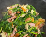 ほうれん草と残り野菜の炒めもの作り方4写真