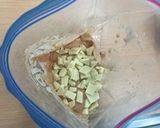 苺とホワイトチョコのマフィン｜袋で混ぜる作り方6写真