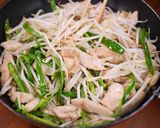 鶏むね肉とモヤシのとろとろ中華炒め🤩作り方3写真