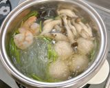 和風に飽きたら♪エスニックなパクチー鍋作り方8写真