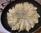 冷凍餃子の焼き方作り方8写真