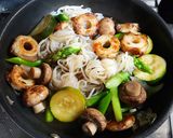 結び白滝、竹輪、茸、野菜の煮物　発酵玉葱作り方6写真