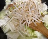 簡単　鶏もも肉とキャベツのオイスター炒め作り方5写真