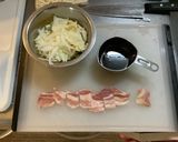 醤油と鰹だし香る！絶品焼きうどん作り方1写真