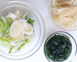 食欲そそる♡長ねぎとえのきの中華スープ作り方1写真