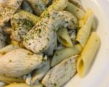 鶏肉とショートパスタのバジルソース炒め作り方3写真