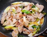 豚とネギとししとうの♪にんにく味噌炒め🤩作り方4写真