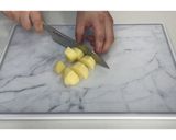 じゃがいもと玉ねぎの甘辛そぼろ煮 ★動画あり★作り方2写真