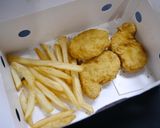 簡単！マックナゲットとポテトのグラタン作り方1写真