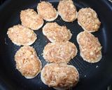 蓮根と榎の鶏団子and蓮根乗せ焼き作り方12写真