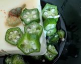 簡単★昼食！「オクラと薬味と一味の冷奴」作り方2写真