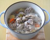 ビールで煮込んだ牛すじのシチュー♪作り方4写真