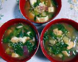 絹厚揚げと薩摩芋と舞茸の味噌汁作り方14写真