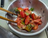 トマトの洋風塩昆布和え作り方3写真