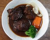 圧力鍋で牛肉の赤ワイン煮込み作り方7写真