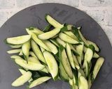 10分味しみ☆きゅうりとちくわの塩麹もみ作り方1写真