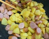 子供大好きウインナーじゃがいもの炒め物作り方5写真