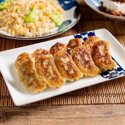 野菜たっぷりなのに超ジューシー焼き餃子 by こじまぽん助【分子調理学