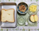 簡単昼食・朝食!リンゴナッツチーズ食パン作り方1写真