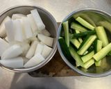 ピリ辛！大根と胡瓜の味噌キムチ和え♪作り方1写真