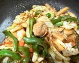 時短：鶏もも肉と野菜のほんのり味噌炒め作り方5写真