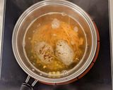 鶏つくねと彩り野菜を使ったお手軽スープ作り方5写真