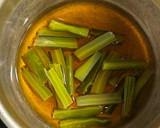 生めかぶの茎で おつまみ茎ワカメ。作り方2写真