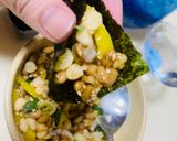 混ぜるだけ！揚げ玉沢庵納豆の韓国海苔巻き作り方3写真