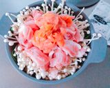 ＊豚肉と豆苗とえのきのレンチンおかず＊作り方3写真