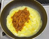 わが家の卵がうす〜いひき肉のオムレツ作り方5写真