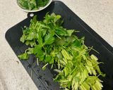 三つ葉と粗挽きひき肉のエスニック炒め作り方2写真