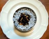 簡単ランチ　シラスと生キクラゲ佃煮プレート作り方1写真