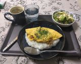 ごはんにオムレツをのせて作り方5写真